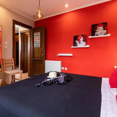 F & B Collection - St Triada For 8 - Niki *