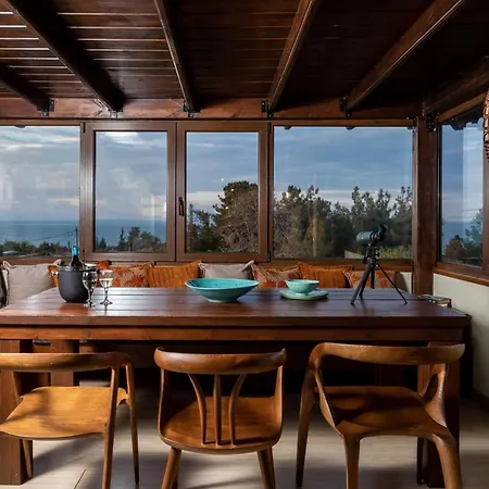 F & B Collection - St Triada For 8 - Niki Apartmán Agía Triada