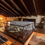 Апартаменты F & B Collection - St Triada For 8 - Niki Айя-Триас