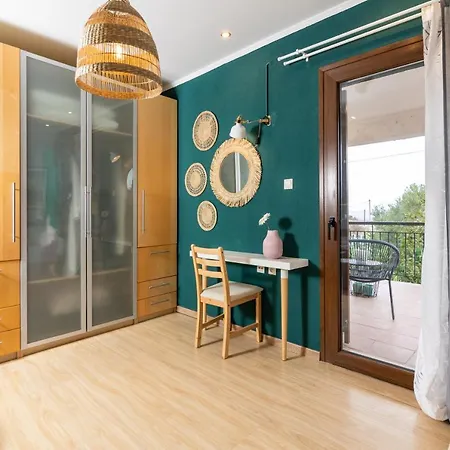 Apartment F & B Collection - St Triada For 8 - Niki *