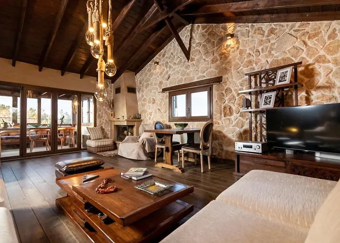 F & B Collection - St Triada For 8 - Niki Apartamento