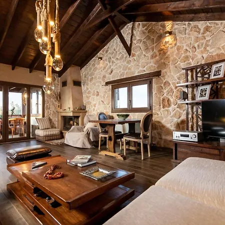 F & B Collection - St Triada For 8 - Niki Apartament